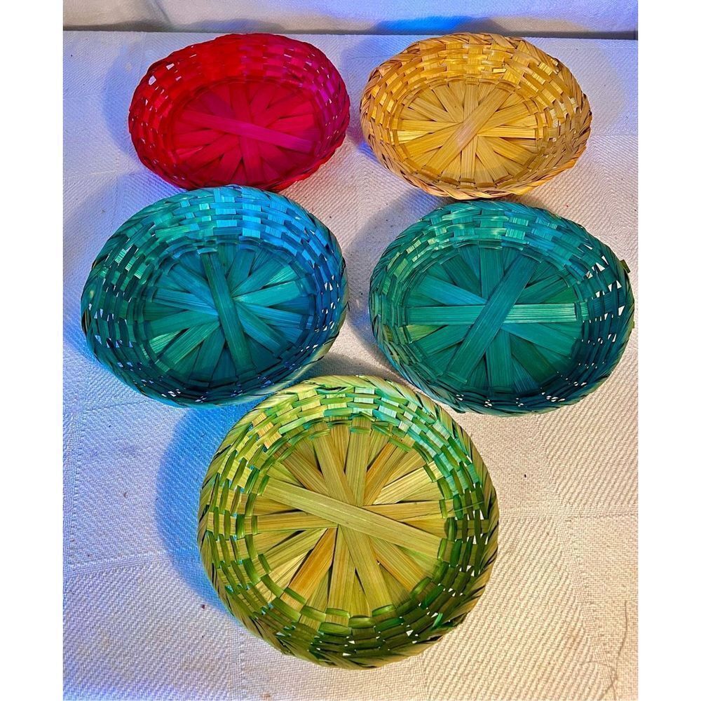 VTG Lot of 5 Retro Wicker Paper Plate Holders Colorful Rattan Picnic BBQ Camping